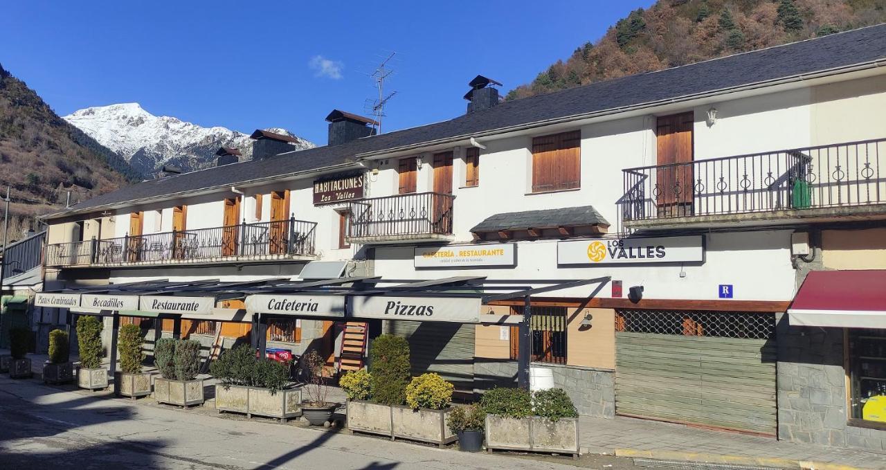 Hostal Los Valles Bielsa Extérieur photo